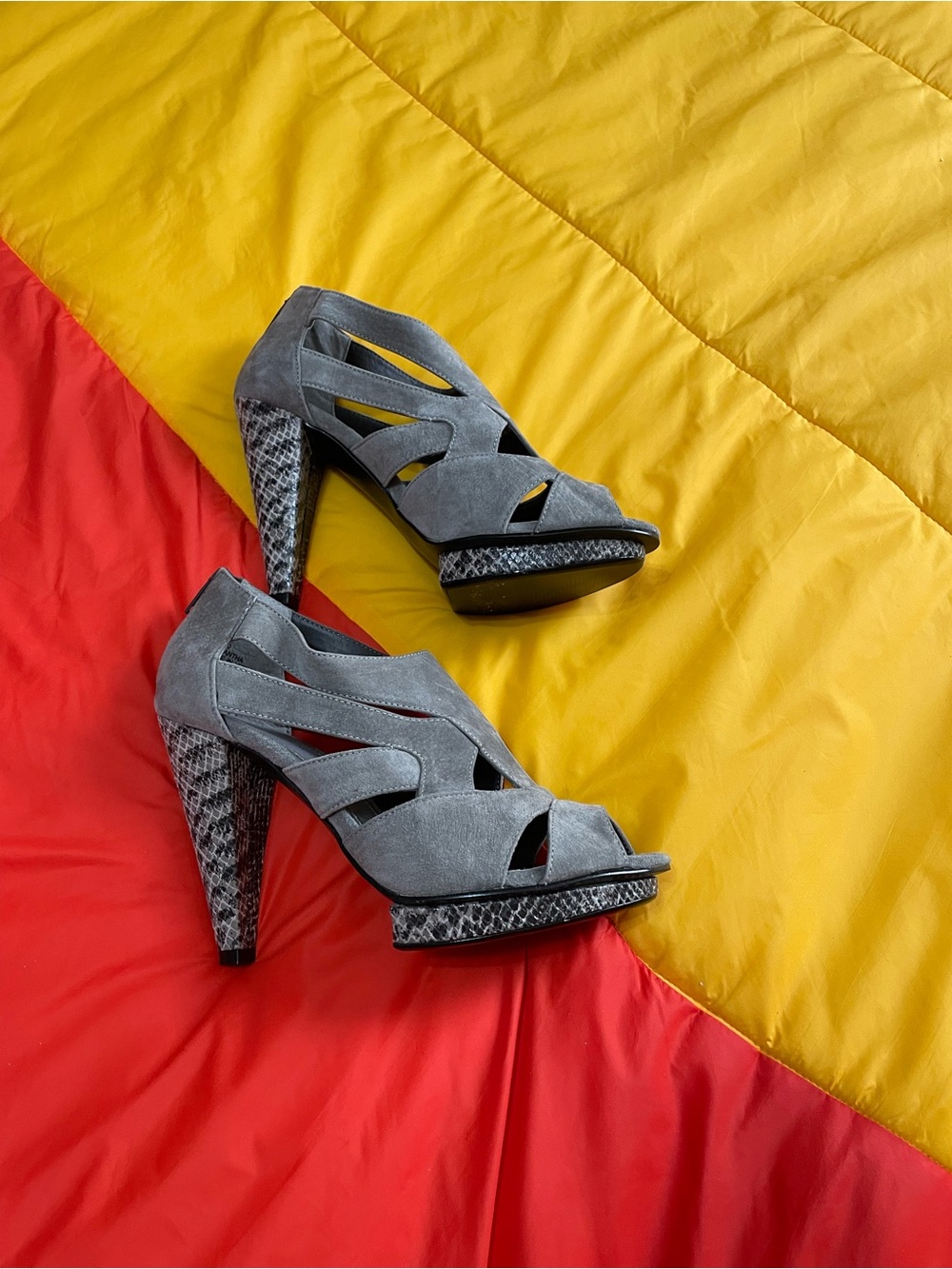 Attitude Samantha Heels